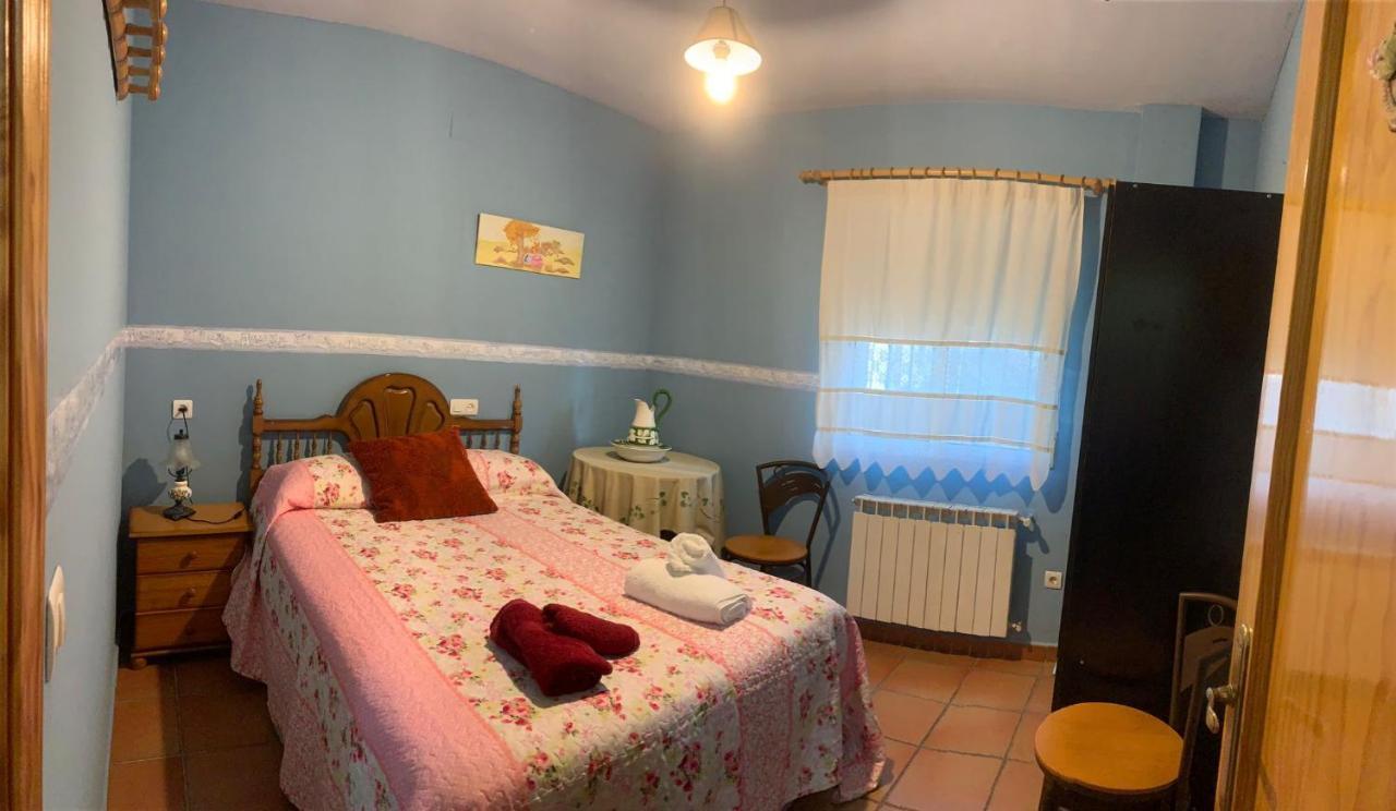 Apartamento Turistico El Esquilon Кальсадилья Экстерьер фото